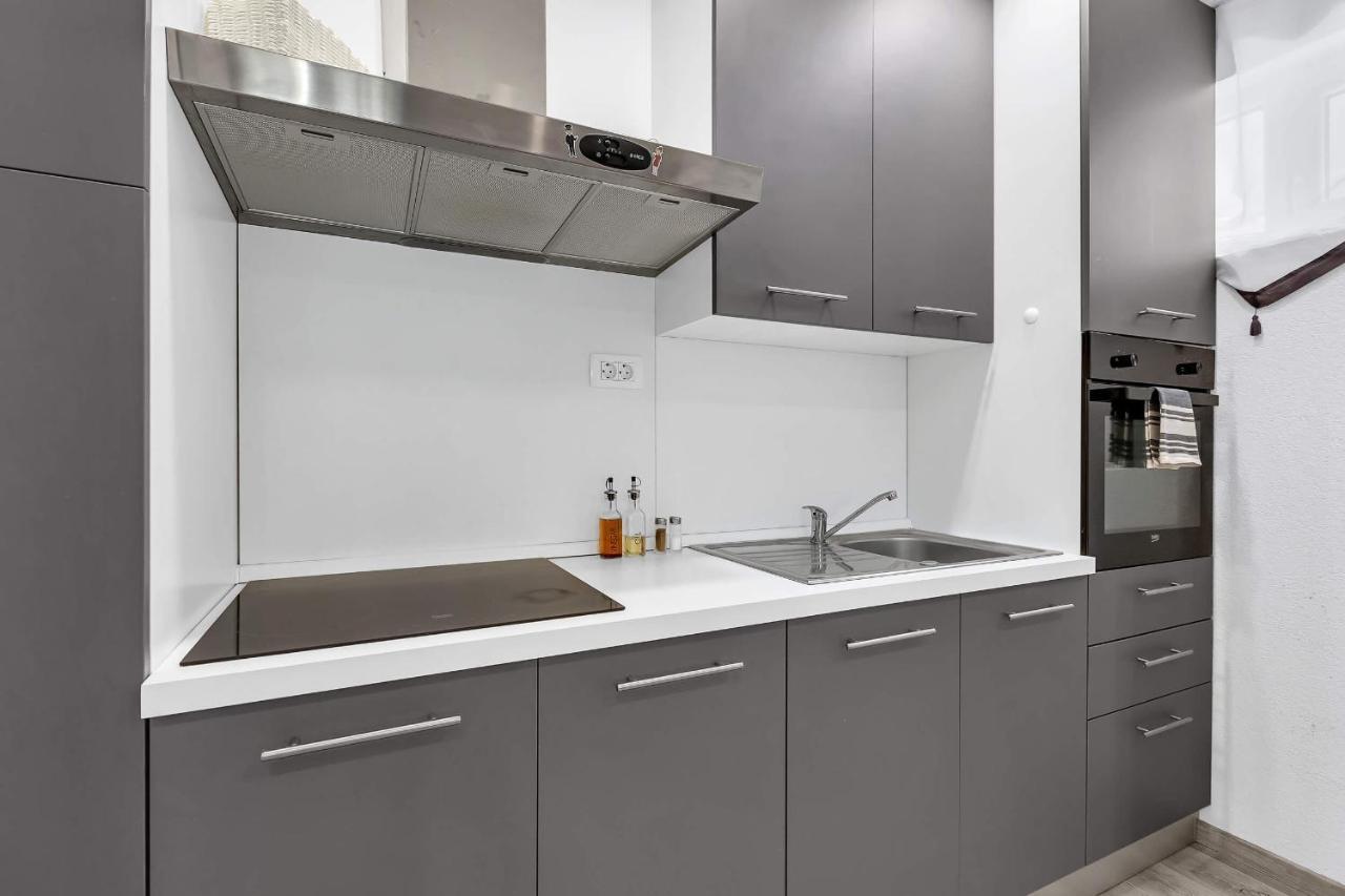 Sunny Garden Apartments Ana มาคาร์สกา ภายนอก รูปภาพ