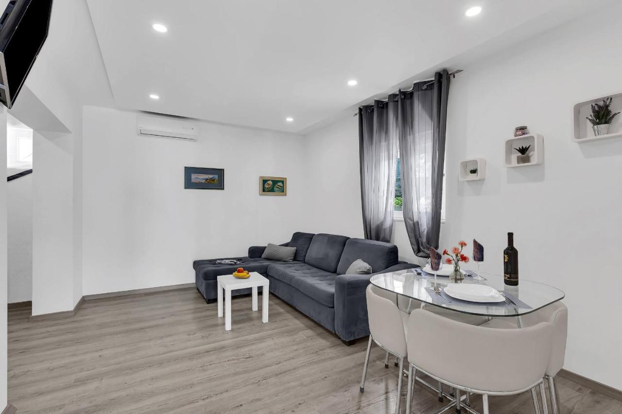 Sunny Garden Apartments Ana มาคาร์สกา ภายนอก รูปภาพ
