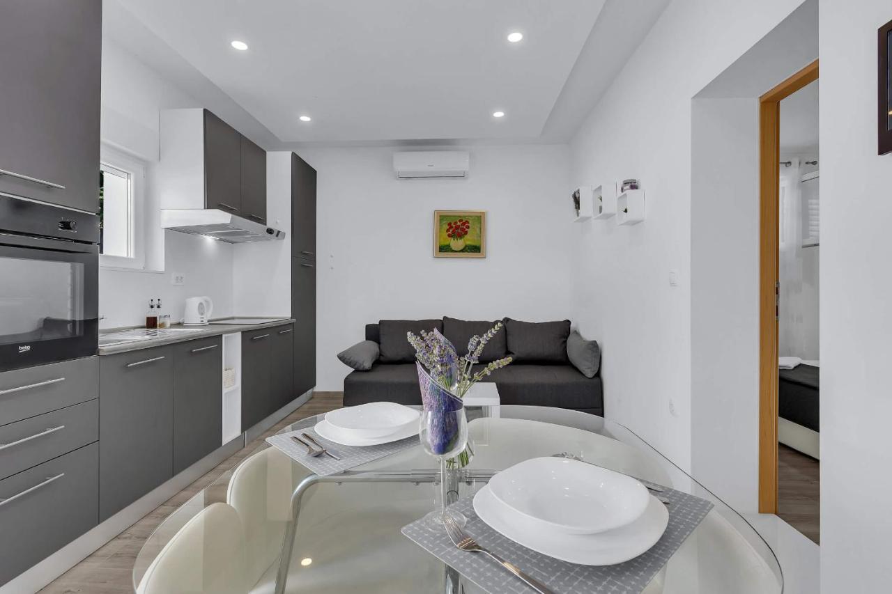 Sunny Garden Apartments Ana มาคาร์สกา ภายนอก รูปภาพ