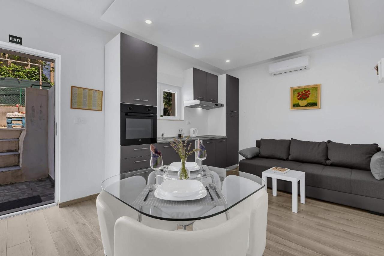 Sunny Garden Apartments Ana มาคาร์สกา ภายนอก รูปภาพ